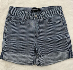 Charlie B Striped Denim Shorts Womens Size 6 Blue Cuffed Casual Stretch